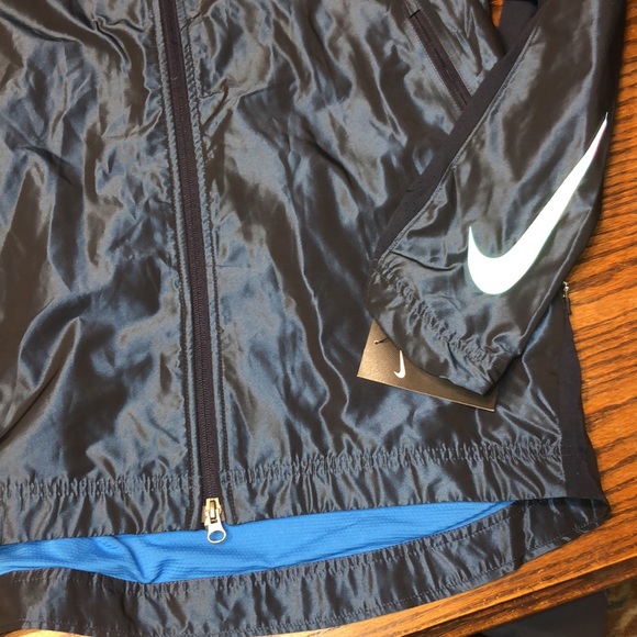 NWT Nike reflective jacket - Picture 3 of 9